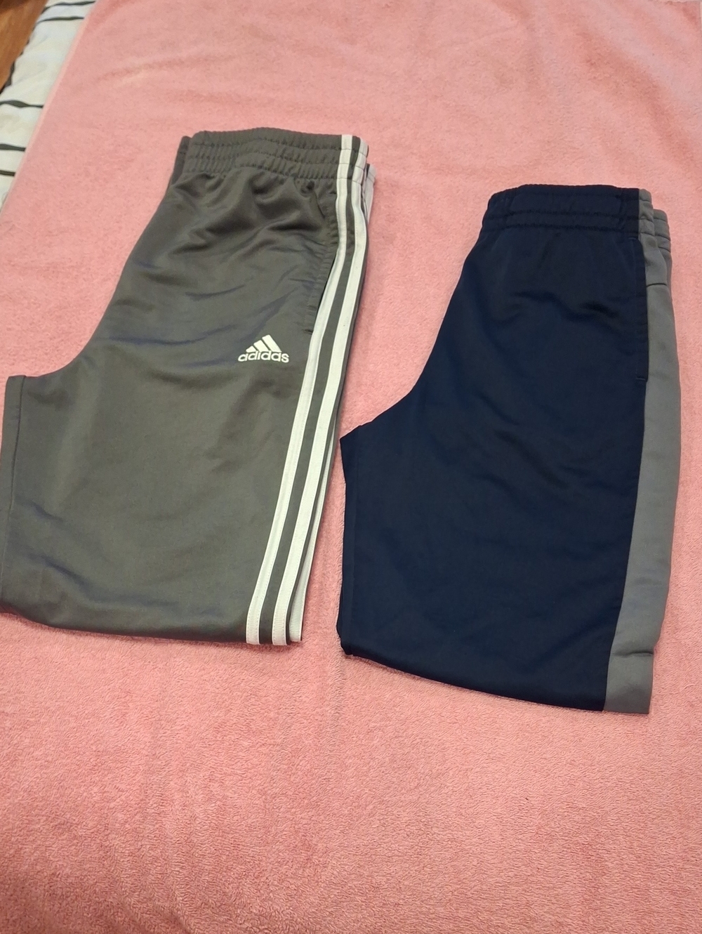 Lot Of 2 Pants. Size 18 ( Fit 14)